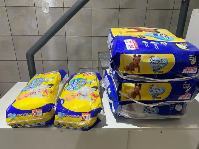 Vendo/troco fraldas M por G/GG