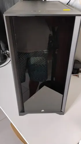 Gabinete Gamer Corsair iCUE 4000X RGB Mid-Tower Preto