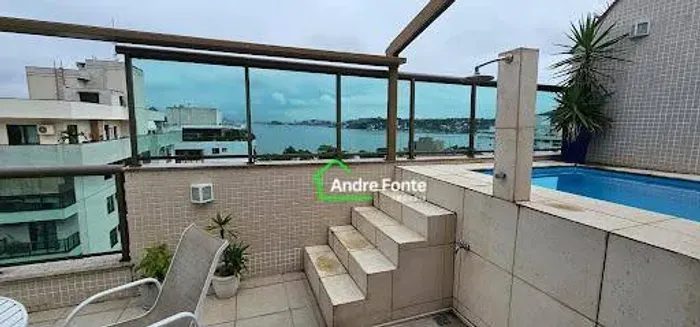 Cobertura Linear com 204 m² e vista mar em Charitas | Porteira fechada | 2 suítes | Prox à