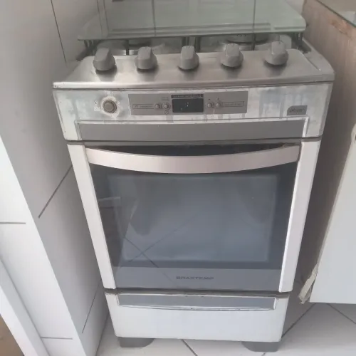 Fogão 4 bocas Brastemp usado