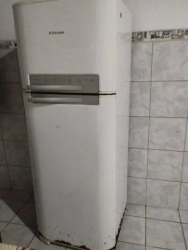 Geladeira Eletrolux DF50