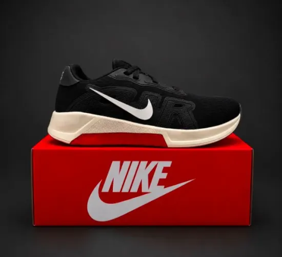 Nike Voltrix 