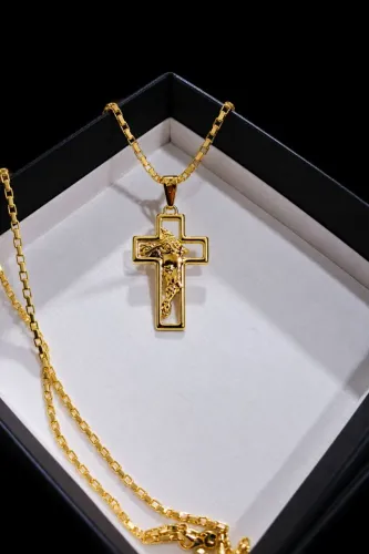 Corrente banhada a ouro 18k nova
