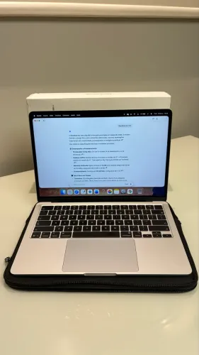 MACBOOK AIR M5