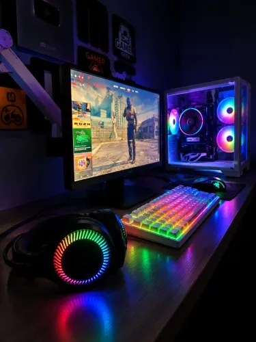 PC GAMER BRANCO RYZEN 5 PODEROSO LINDO AQUARIO RGB COMPLETO TECLADO MOUSE WIFI HEADPHONE