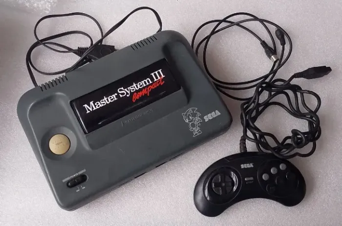 Master System 3 Compact Original Tectoy Com Sonic Na Memória - Funcionando - Usado