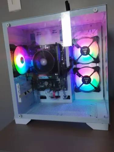 Pc gamer Ryzen 5600gt, 16gb de ram, SSD de 512gb
