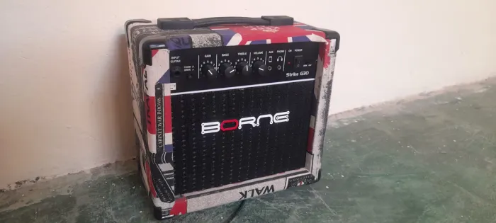Cubo de guitarra strike G30
