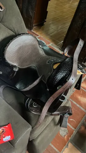 Vende-se sela ME Traias