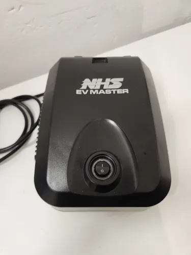 Estabilizador NHS 1000VA Bivolt 6 tomadas 