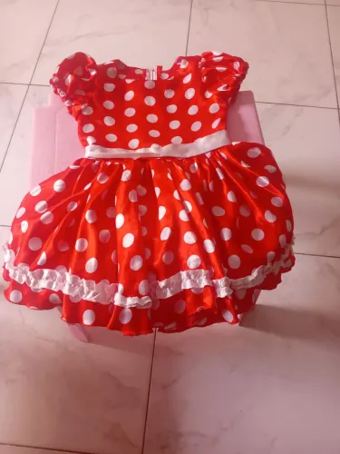 Vende se fantasia da minnie