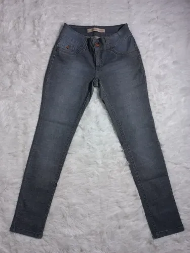 Calça Jeans Feminina Tamanho 42