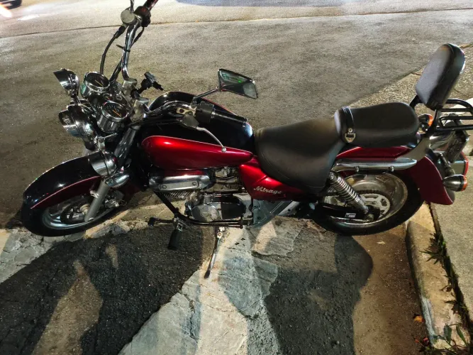 kazinski/Mirage 250 cc