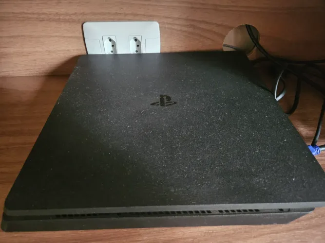 PS4 SLIM 500 GB