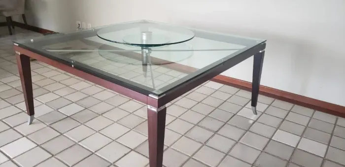 Mesa de jantar tampo de vidro