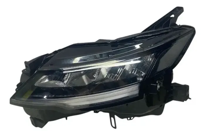 Farol Esquerdo Nissan Kicks 2026