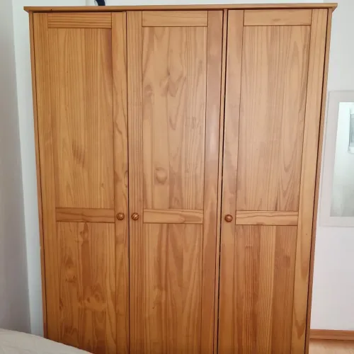 Guarda-roupa 3 Portas/2 Gavetas - 200 X 125 x 55