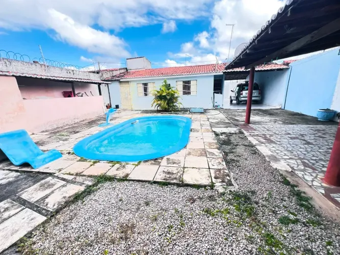 RS | VENDE-SE CASA EM NOVA ESPERANÇA COM PISCINA