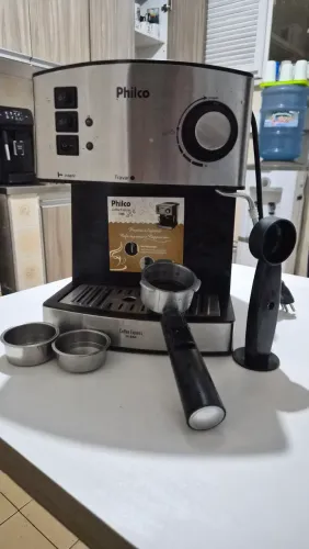 Vendo cafeteira philco coffee express 15 bar