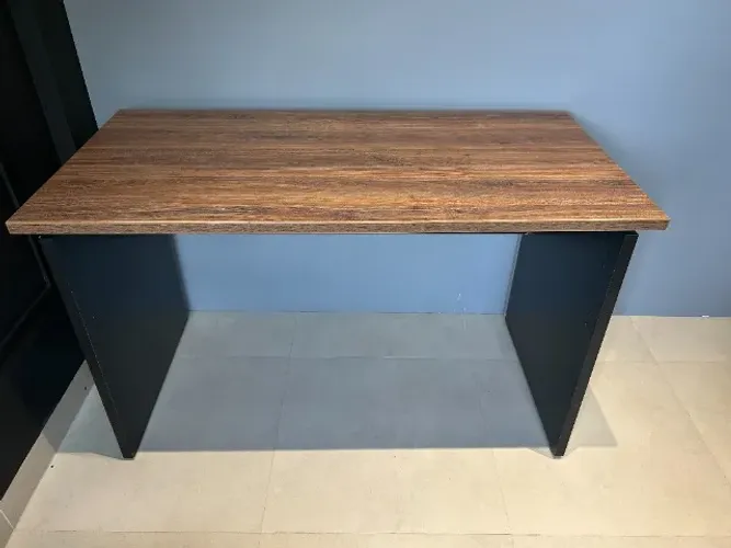 Mesa em perfeito estado 