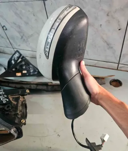 Retrovisor esquerdo Jac T5 branco e preto elétrico 2015 a 2019 original