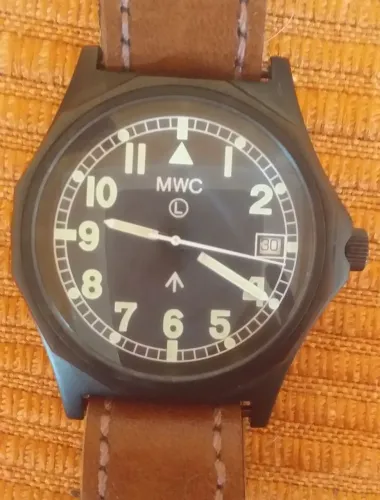 Relógio suiço MWC, mod. G10 .