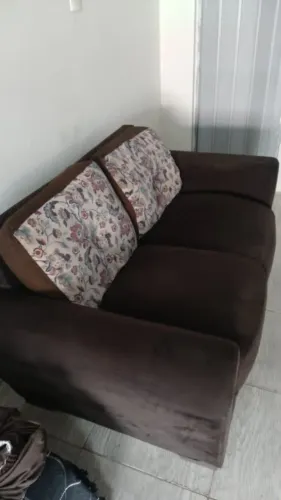 Sofá 2 lugares 