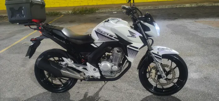 CB TWISTER 2022 EXCLUSIVA 