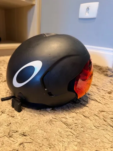 Capacete oakley ARO7 boa mips