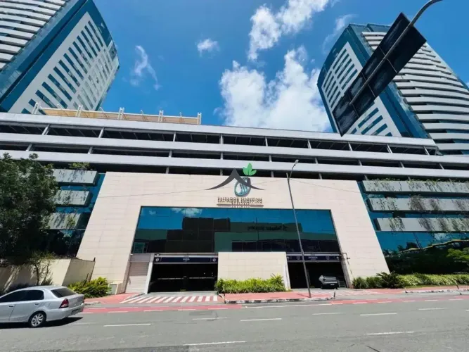 Aluguel Sala Comercial 43m² Salvador Shopping Business | Caminho das Árvores | Salvador/B