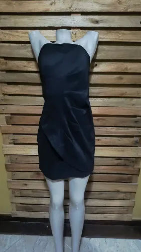 Vestido Curto Tomara que Caia Adulto