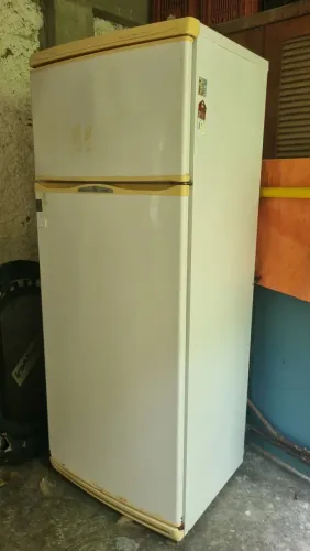 Geladeira CCE 430 litros