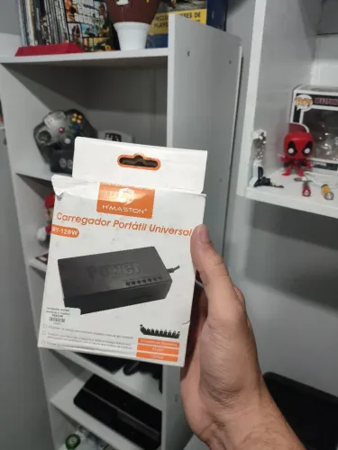 Carregador portátil universal para notebook