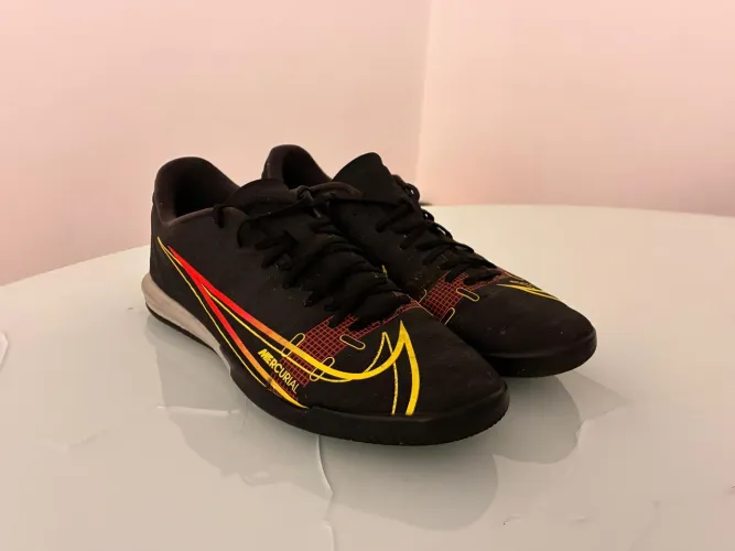 Chuteira Nike Mercurial Futsal nº 40 - Pouco Usada
