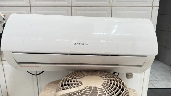 AR-CONDICIONADO 9.000 BTUs AGRATTO
