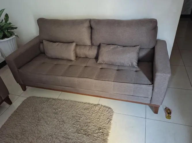 Sofá 4 lugares