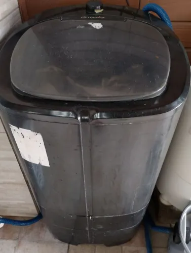 Máquina de lavar tanquinho