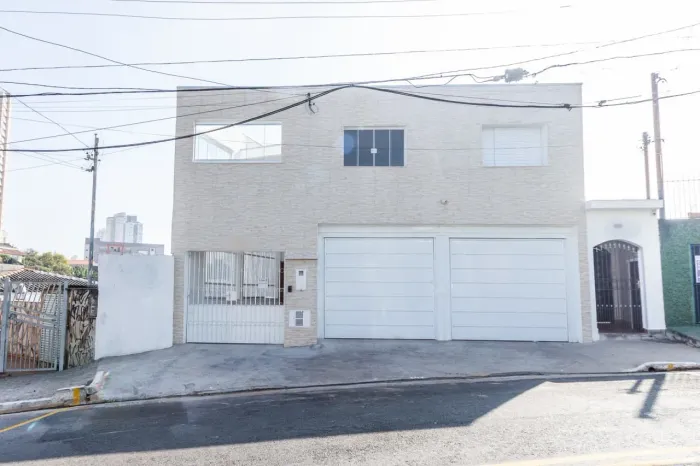 Sobreloja na Rua Jaboticabal, 1357 85 m²