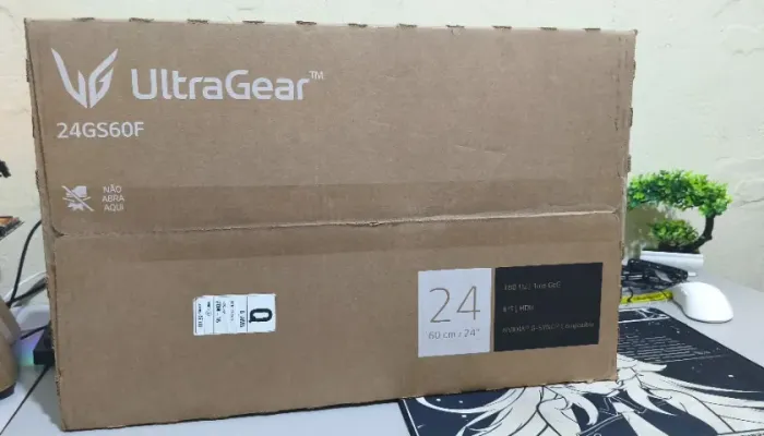 Monitor LG Ultragear 24'' FHD| 180hz | IPS