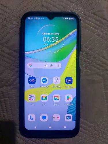 Celular Moto e13