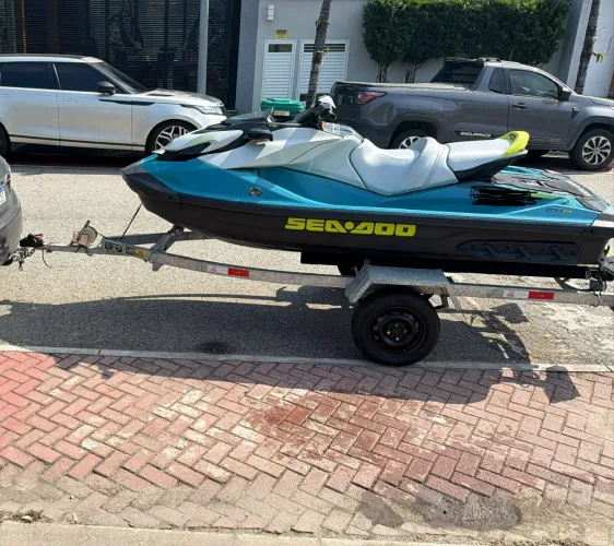 Jetski seadoo 2024 com carretinha