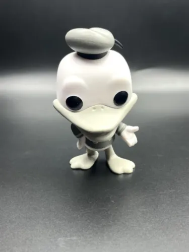 FUNKO POP PATO DONALD 1309 DISNEY 100 ANOS PRETO E BRANCO ORIGINAL