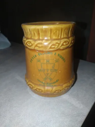 Caneca antiga centro português de canoas