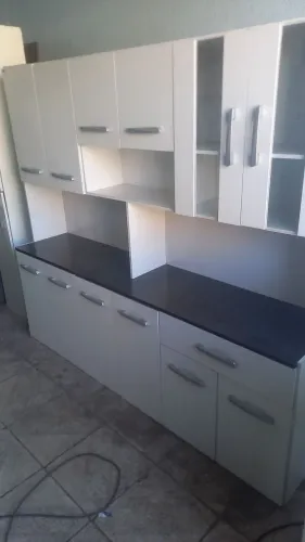 Armario e boas condições (Entrego)