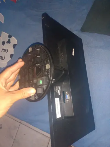Vendo monitor AOC 19Polegadas