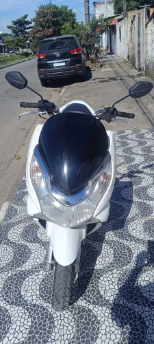 PCX muito nova tudo pago 2026 tel contato *