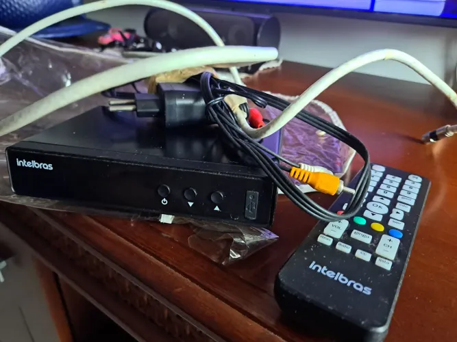 Aparelho TV digital intelbras