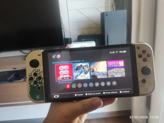 Nintendo Switch Zelda Edition (2 joycon)