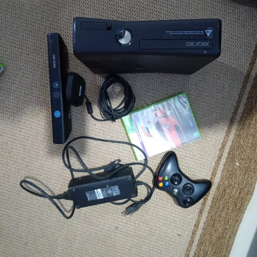 Xbox 360 250gb jogo original e controle