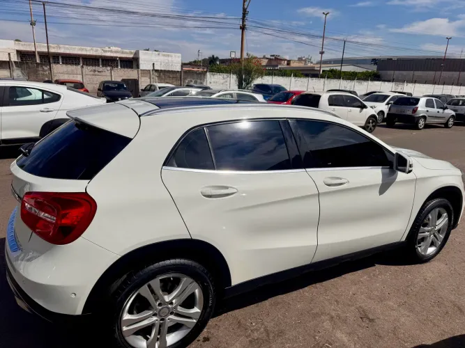 Mercedes-Benz GLA 200 Enduro 1.6 TB 16V Flex Aut. 2017